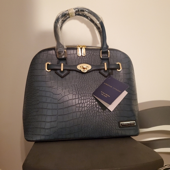 Large Dome Satchel Handbag NWT - Picture 8 of 8